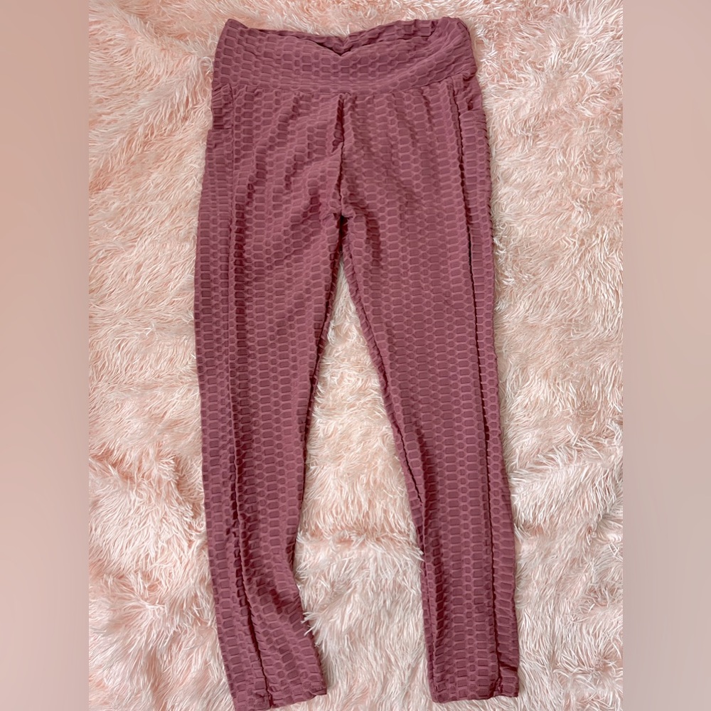 Pink leggings